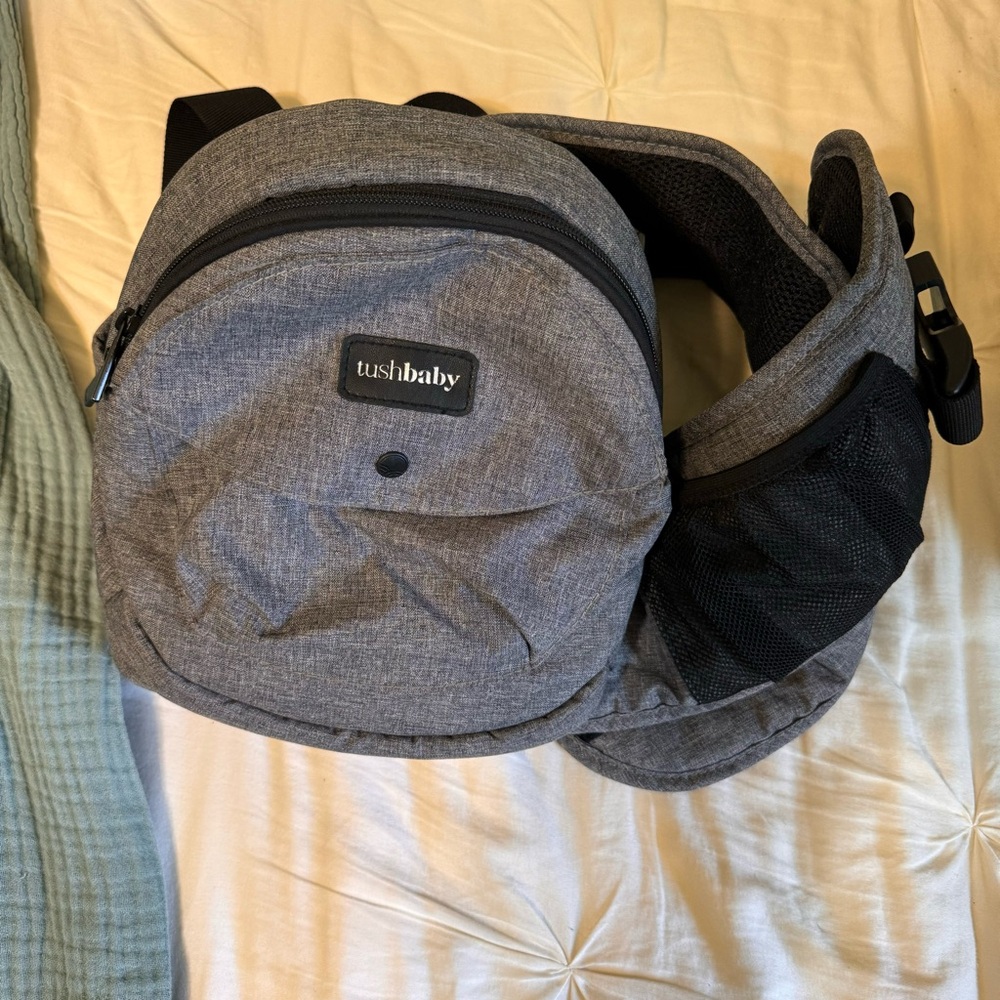 Tushbaby Fanny pack